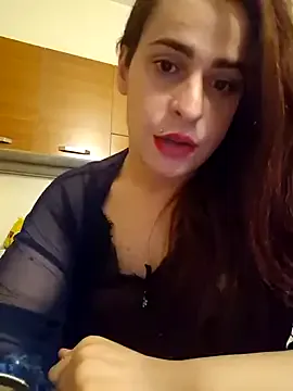 maataaan – webcam model profile photo Image 12