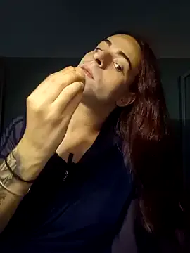 maataaan – webcam model profile photo Image 13