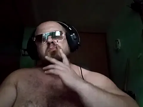  – webcam model profile photo Image 16