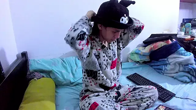 TransHotShow – webcam model profile photo Image 14