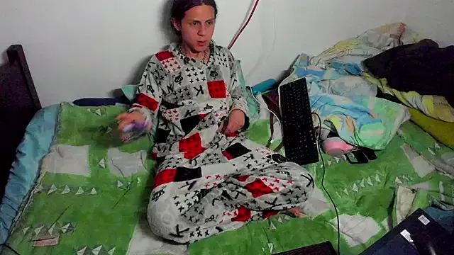 TransHotShow – webcam model profile photo Image 8