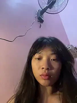  – webcam model profile photo Image 8