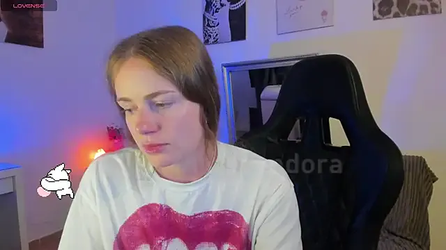 Mia--meow – webcam model profile photo Image 13