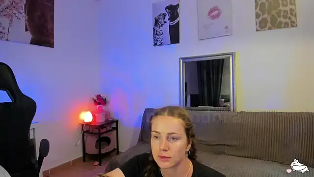 Mia--meow – webcam model profile photo Image 15