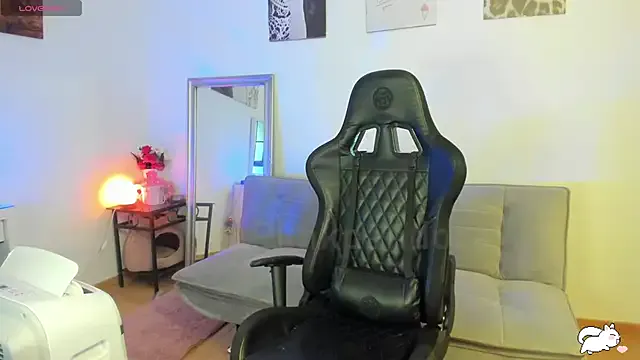 Mia--meow – webcam model profile photo Image 17