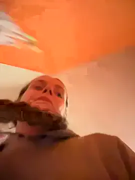 Mia--meow – webcam model profile photo Image 18