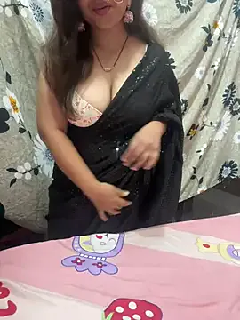  – webcam model profile photo Image 5
