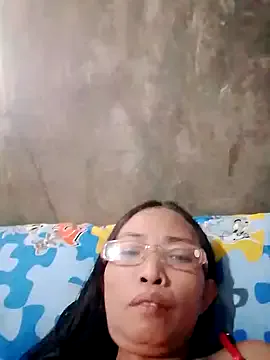 dirtypub – webcam model profile photo Image 8