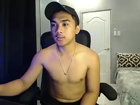 Scarletbx – webcam model profile photo Image 11