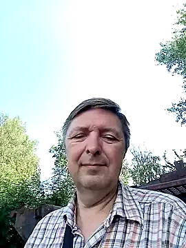 maataaan – webcam model profile photo Image 14
