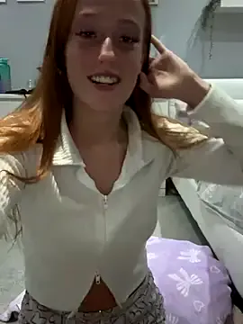  – webcam model profile photo Image 6