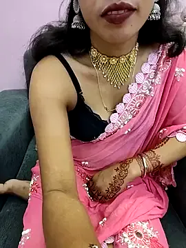 lucy-joy – webcam model profile photo Image 4