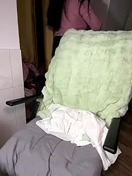 aimi-bb – webcam model profile photo Image 10