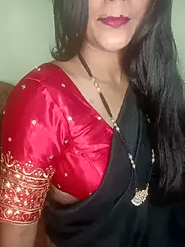 Sofiyaa_39 – webcam model profile photo Image 13