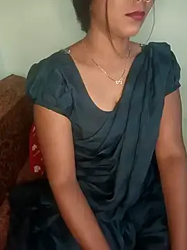 Sofiyaa_39 – webcam model profile photo Image 18