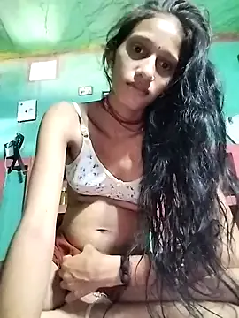 IORio2 – webcam model profile photo Image 9