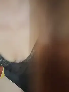 AriaXFlirt – webcam model profile photo Image 5