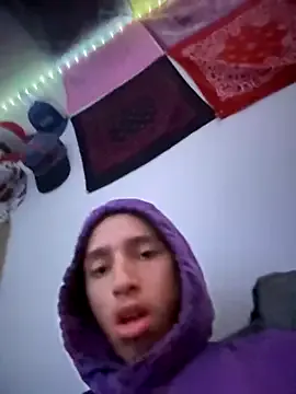  – webcam model profile photo Image 19