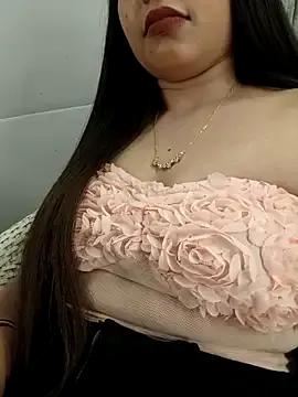 Queen_Divya Image 5