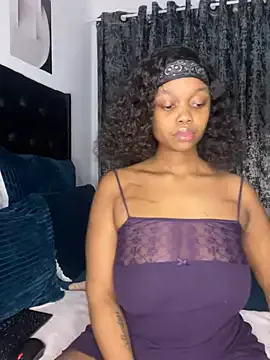 QueenTee23 Image 16
