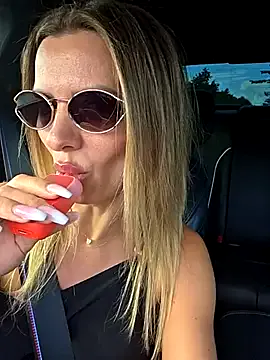 ASUKA-TV – webcam model profile photo Image 14