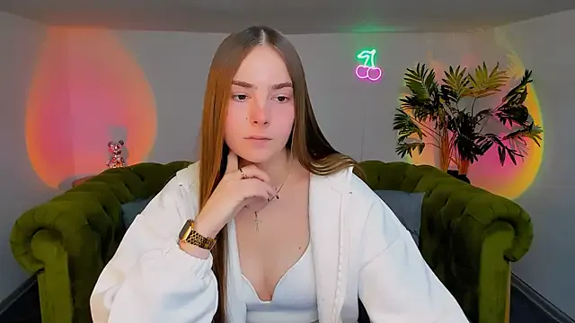 841_yayoi – webcam model profile photo Image 17