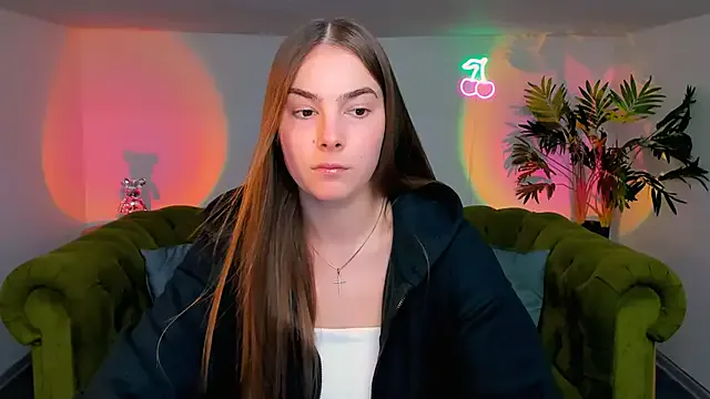 841_yayoi – webcam model profile photo Image 7