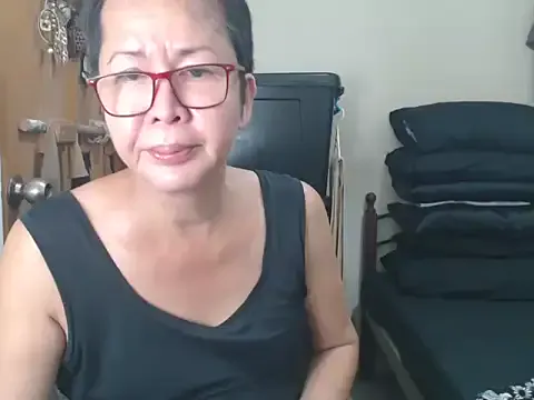 NANA_7 – webcam model profile photo Image 11