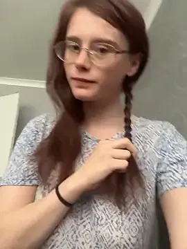 841_yayoi – webcam model profile photo Image 19