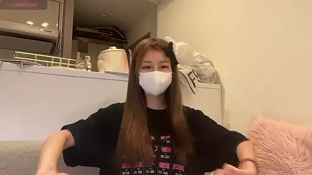 Lizhush_ – webcam model profile photo Image 3