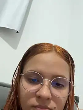 – webcam model profile photo Image 11