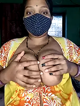 oxo_yuna_oxo – webcam model profile photo Image 12