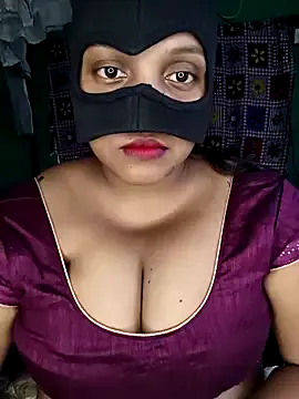 Strongqueen – webcam model profile photo Image 4