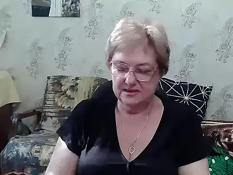  – webcam model profile photo Image 6