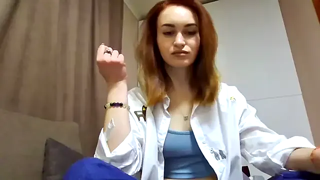 841_yayoi – webcam model profile photo Image 3