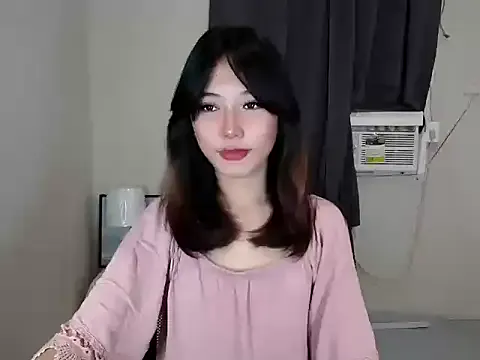 Sofiyaa_39 – webcam model profile photo Image 10