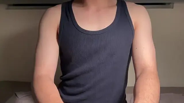  – webcam model profile photo Image 9