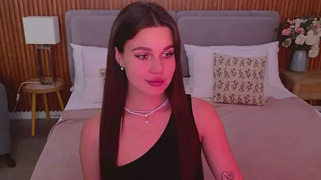 Nonchan_ – webcam model profile photo Image 6