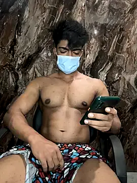  – webcam model profile photo Image 16