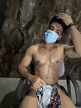  – webcam model profile photo Image 8