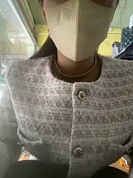 seraphine23 – webcam model profile photo Image 18