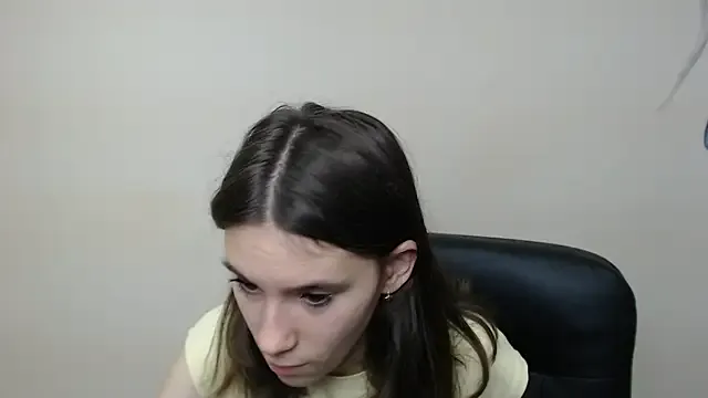 Megu_Melon – webcam model profile photo Image 18