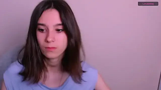 Megu_Melon – webcam model profile photo Image 5