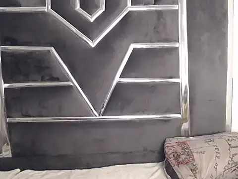 Megu_Melon – webcam model profile photo Image 15