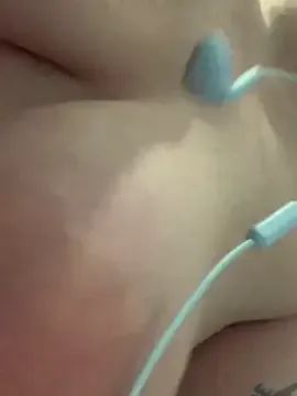 -MiaSweet- – webcam model profile photo Image 13