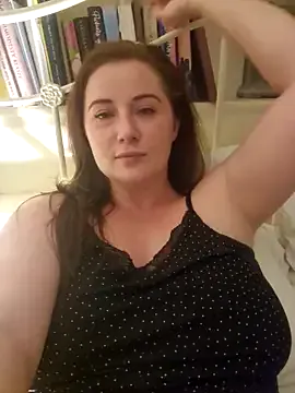 roouse – webcam model profile photo Image 14