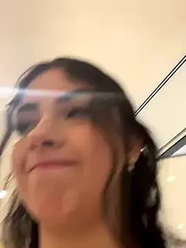 NANA_7 – webcam model profile photo Image 3