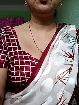 Nonchan_ – webcam model profile photo Image 10