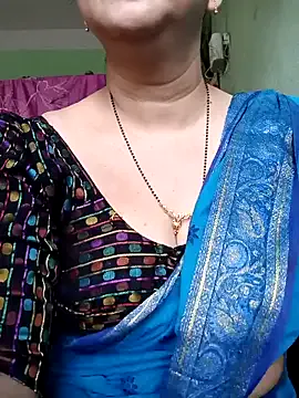 Nonchan_ – webcam model profile photo Image 2