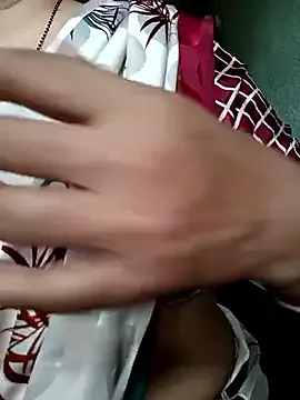 Nonchan_ – webcam model profile photo Image 8